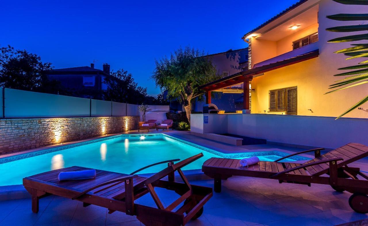 Holiday Home Villa Пула Стая снимка